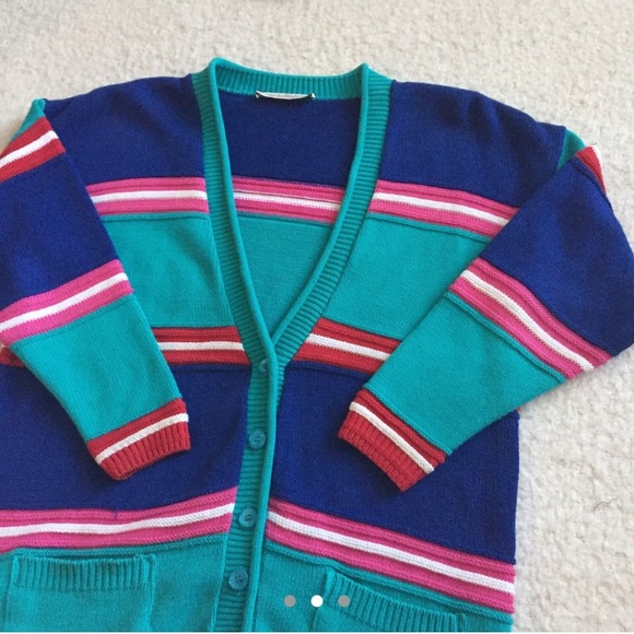 🌈 Vintage Rainbow Striped Oversized Cardigan - Picture 2 of 3